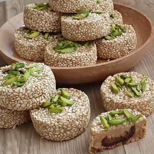 تصویر 5 از خرید کلوچه خرمایی کیلویی + قیمت فروش استثنایی
